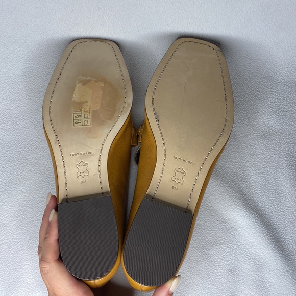 Tory Burch Shoes Nwot Tory Burch Perrine Loafer In Caramel Corn